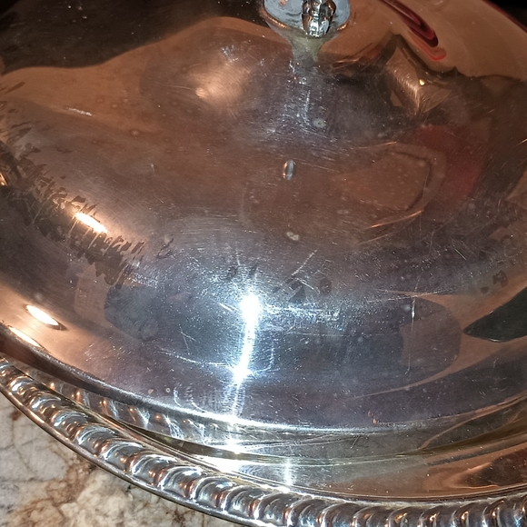Silver Plated Bowl with a lid - Picture 5 of 11